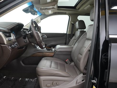 Used 2019 GMC Yukon XL Denali w/ Denali Ultimate Package AWD/4WD image 26