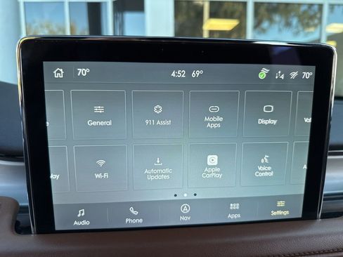 Used 2023 Lincoln Aviator Reserve w/ Equipment Group 201A image 38