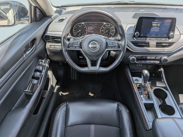 Used 2025 Nissan Altima 2.5 SR FWD image 14
