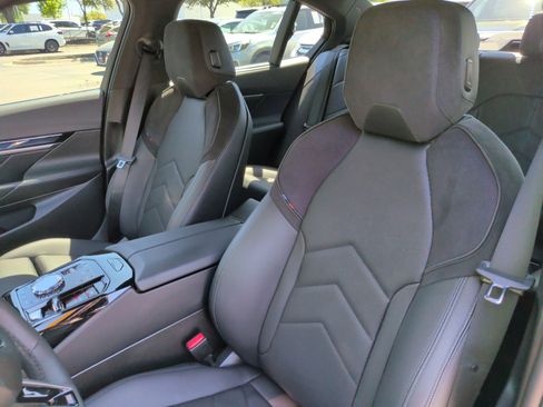 Certified 2024 BMW 540i xDrive w/ Executive Package image 25