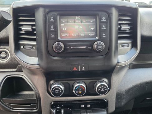 Used 2023 RAM 2500 Tradesman w/ Chrome Appearance Group image 13