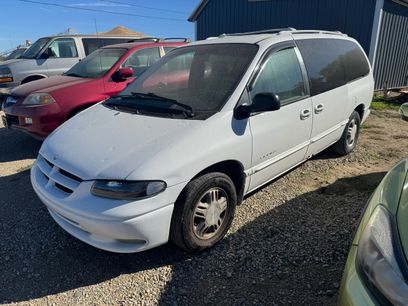 Used 1998 Dodge Grand Caravan SE