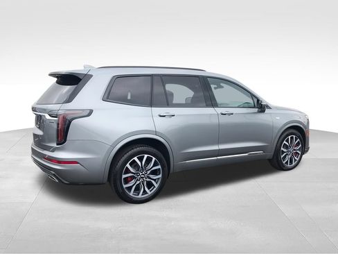 Used 2024 Cadillac XT6 Sport AWD/4WD image 8