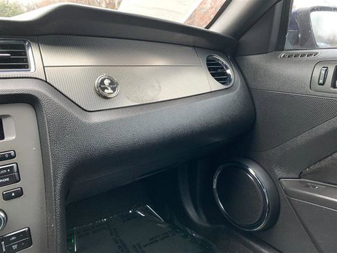 Used 2011 Ford Mustang GT Premium w/ 401A Rapid Spec Order Code image 37