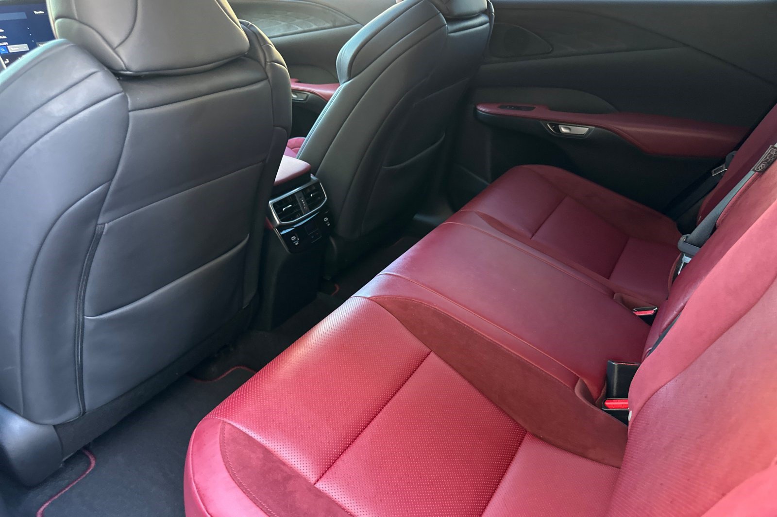 Used 2023 Lexus RX 500h F Sport AWD/4WD image 27