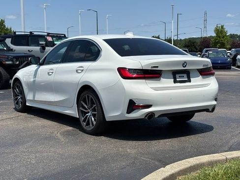 Used 2019 BMW 330i xDrive Sedan w/ Driving Assistance Package AWD/4WD image 9