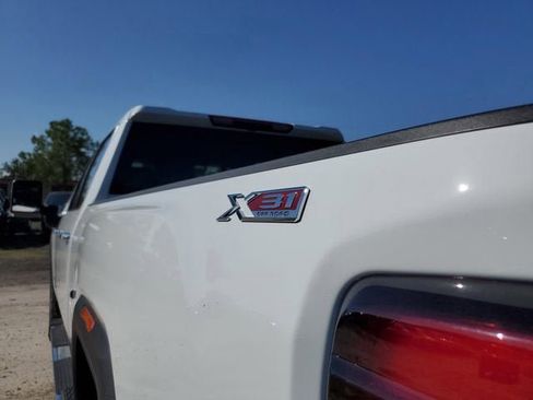 New 2025 GMC Sierra 2500 SLT w/ SLT Premium Package image 10