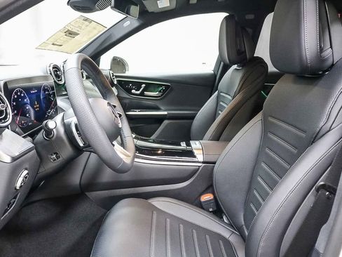 New 2025 Mercedes-Benz GLC 350e 4MATIC image 17