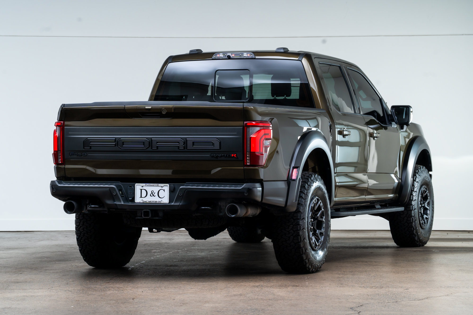 Used 2025 Ford F150 Raptor w/ Equipment Group 803A Raptor R AWD/4WD image 6