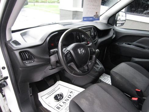 Used 2022 RAM ProMaster City Tradesman FWD image 6
