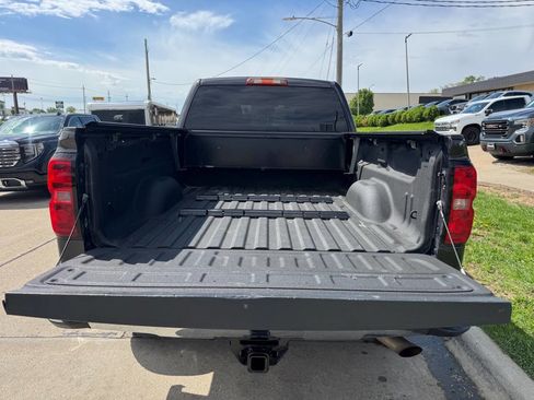 Used 2015 Chevrolet Silverado 2500 LT w/ LT Convenience Package AWD/4WD image 10