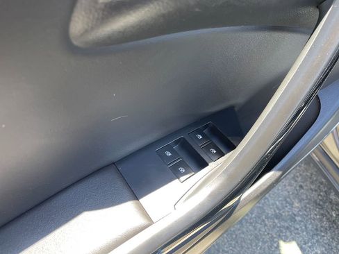 Used 2016 Buick Cascada Premium FWD image 17