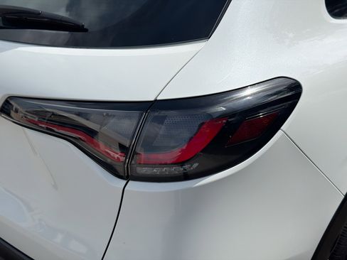 Used 2023 Honda HR-V LX image 26