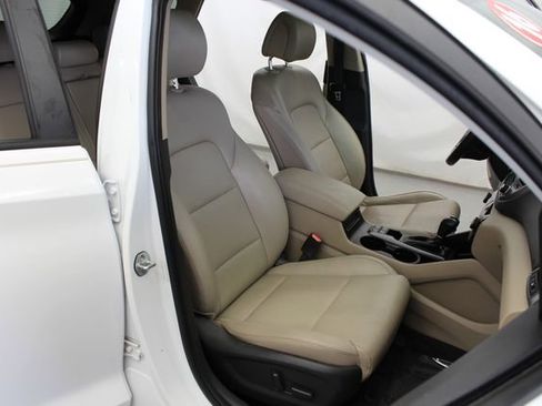 Used 2016 Hyundai Tucson Limited w/ Option Group 03 FWD image 24