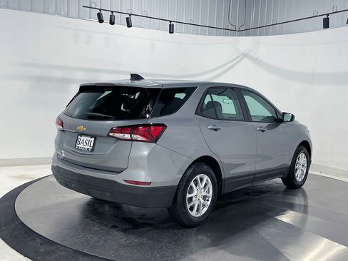 Used 2024 Chevrolet Equinox LS FWD image 10