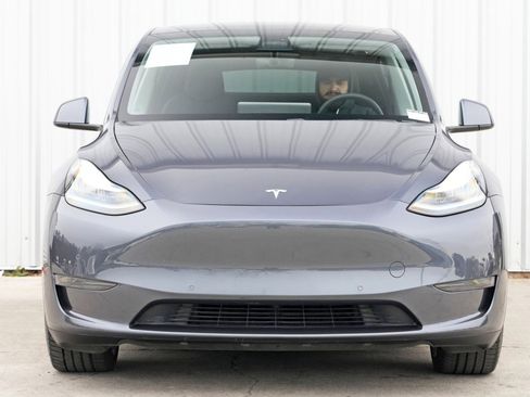 Used 2020 Tesla Model Y Performance image 55