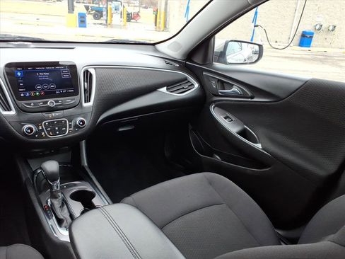 Used 2023 Chevrolet Malibu LT image 18