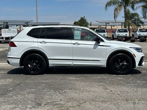 Used 2023 Volkswagen Tiguan SE R-Line AWD/4WD image 2