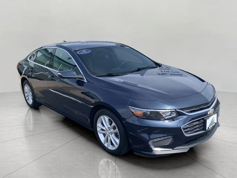 Used 2018 Chevrolet Malibu LT w/ LPO, Convenience Package 2 FWD image 1