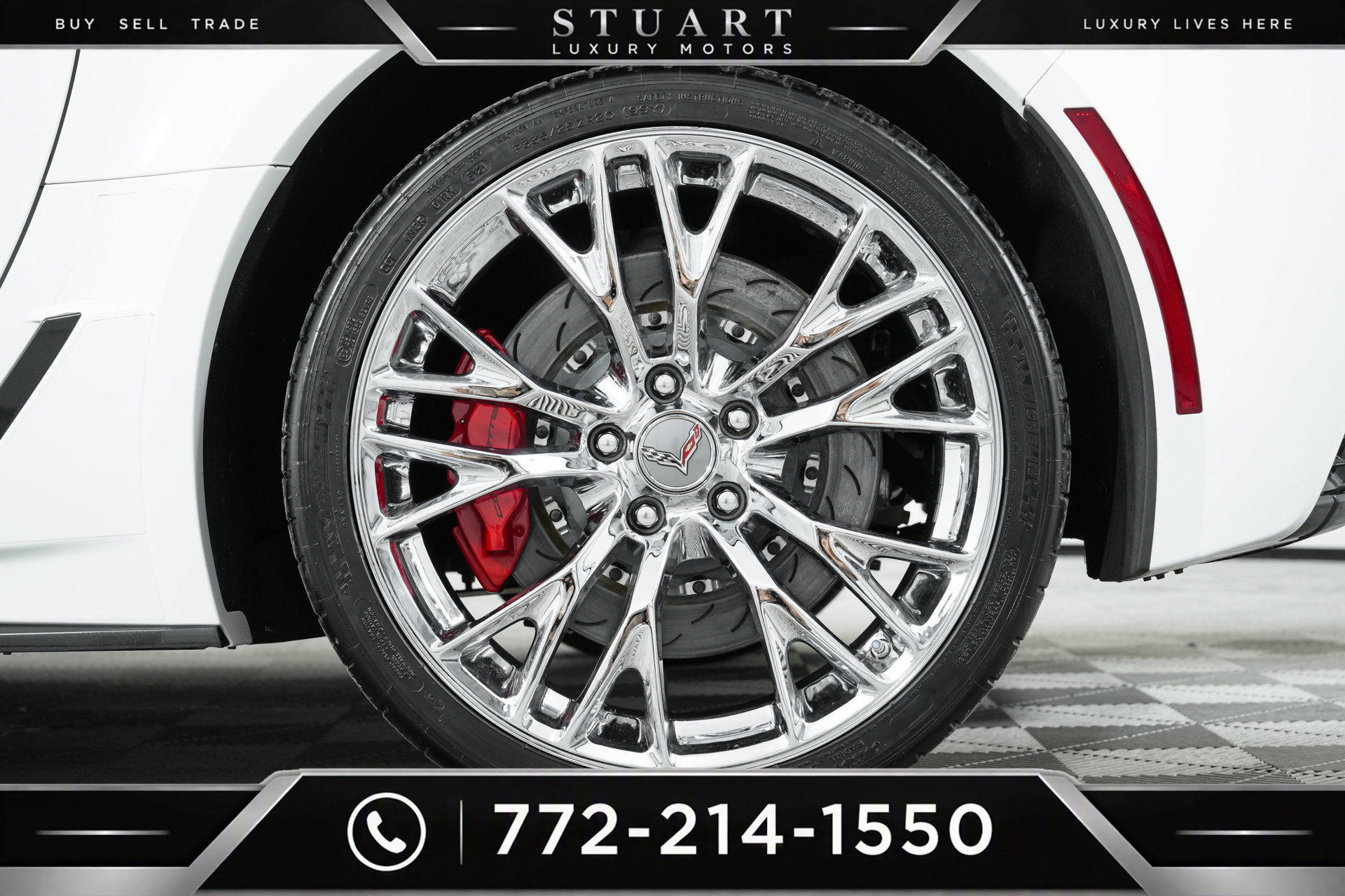 Used 2015 Chevrolet Corvette Z06 w/ 3LZ Preferred Equipment Group RWD image 37