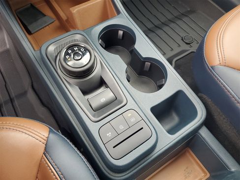 Certified 2024 Ford Maverick Lariat image 27