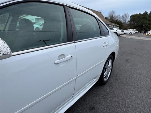 Used 2014 Chevrolet Impala Police image 15