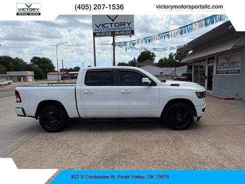 Used 2020 RAM 1500 Big Horn AWD/4WD image 1