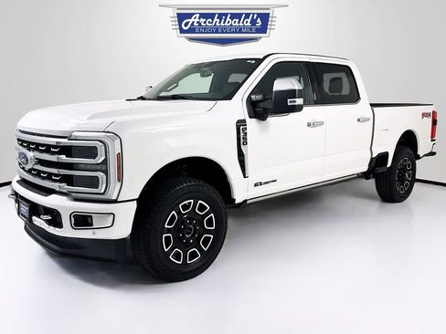 Used 2024 Ford F350 Platinum w/ FX4 Off-Road Package image 3