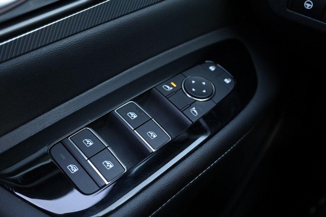 Certified 2025 Nissan Murano SL AWD/4WD image 21
