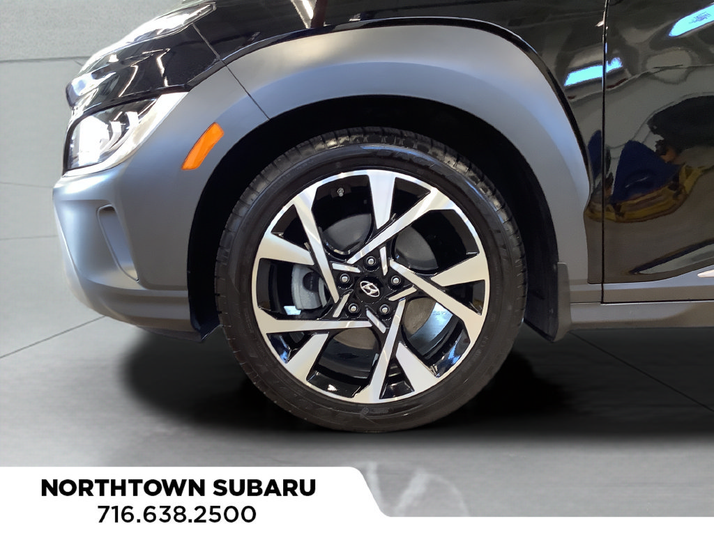 Used 2023 Hyundai Kona Limited AWD/4WD image 26