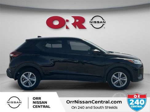 Used 2024 Nissan Kicks S image 4