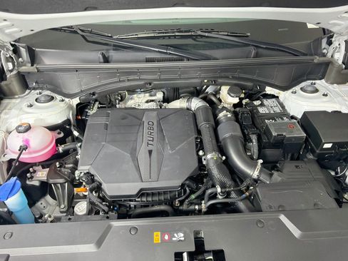 Used 2026 Hyundai Santa Fe SEL FWD image 32