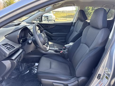 Used 2019 Subaru Crosstrek 2.0i w/ Eyesight System image 17