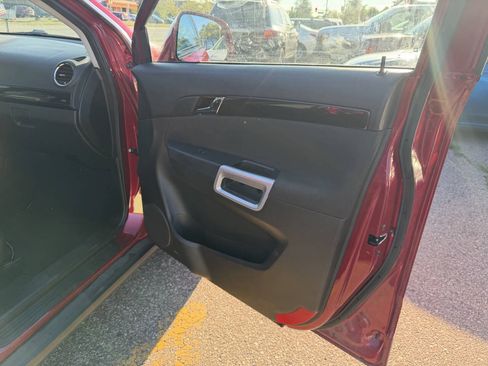Used 2014 Chevrolet Captiva Sport LS FWD image 9