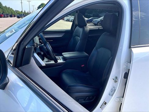 Used 2024 MAZDA CX-90 3.3 Turbo w/ Premium Package AWD/4WD image 10