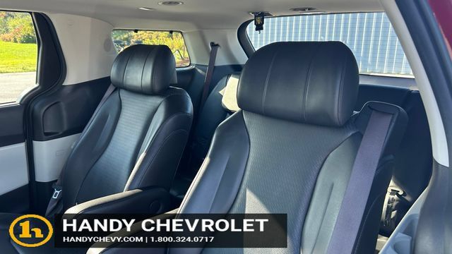Used 2022 Kia Carnival SX Prestige FWD image 29