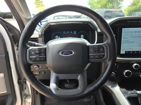 Used 2022 Ford F150 Lariat AWD/4WD image 8