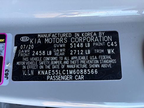 Used 2021 Kia Stinger GT2 image 29