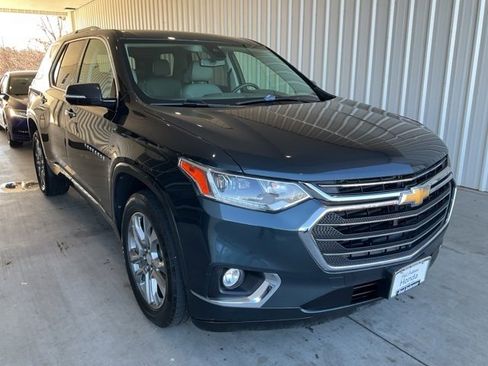 Used 2018 Chevrolet Traverse Premier w/ Driver Confidence II Package image 31