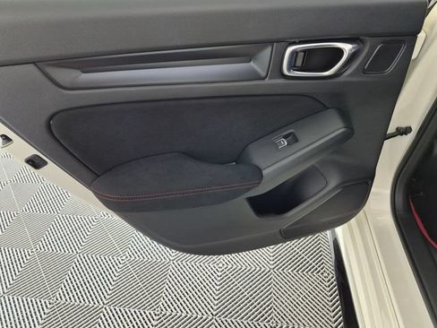 Used 2025 Honda Civic Type R image 26