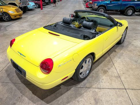 Used 2002 Ford Thunderbird RWD image 17