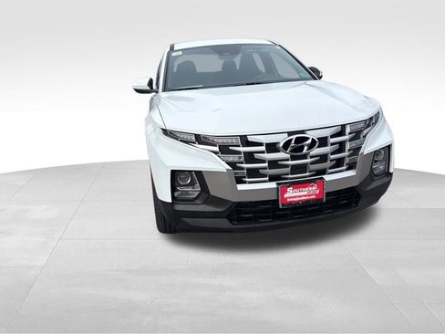 Used 2022 Hyundai Santa Cruz SE w/ Cargo Package image 18