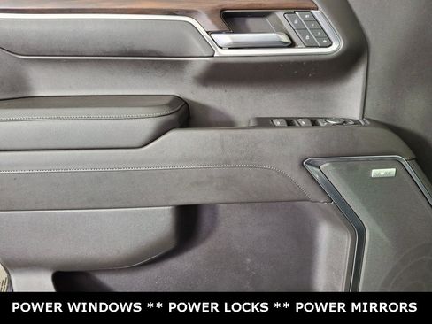 Used 2022 GMC Sierra 1500 SLT w/ SLT Premium Plus Package image 18