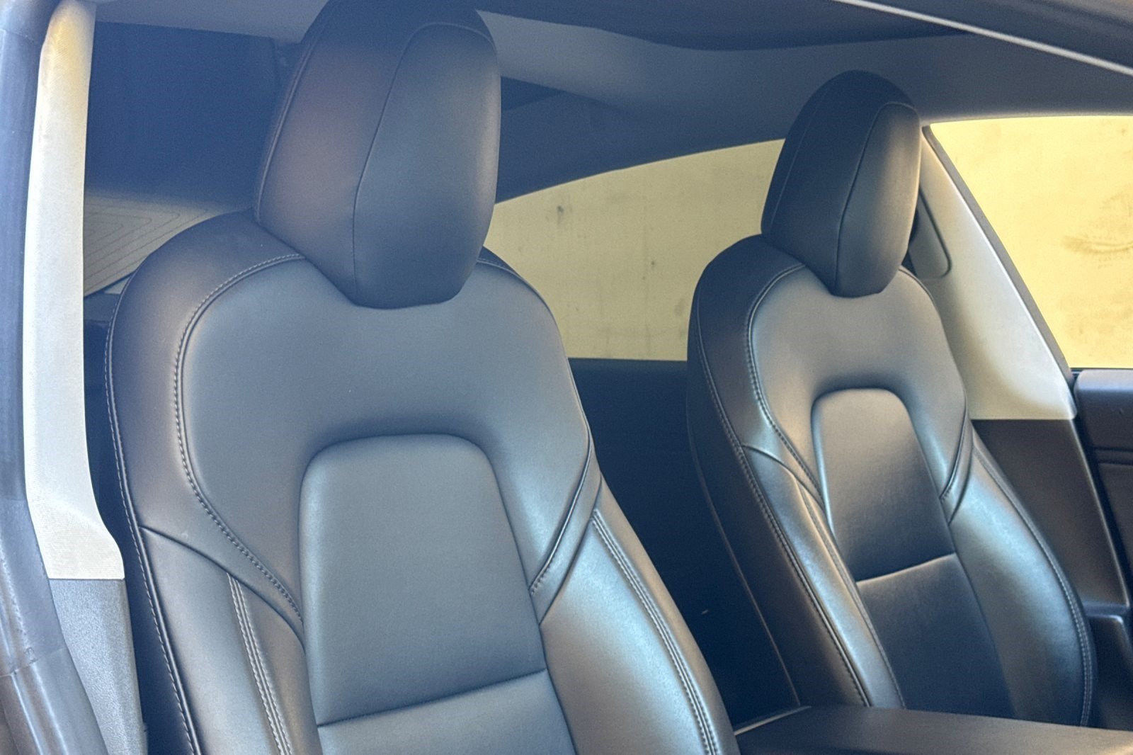 Used 2018 Tesla Model 3 Long Range RWD image 31