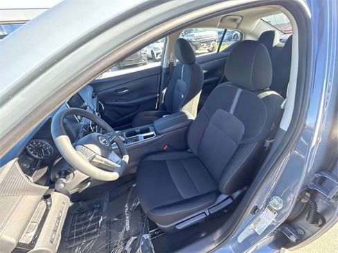 New 2025 Nissan Sentra SV image 11