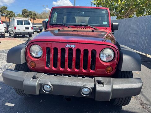 Used 2013 Jeep Wrangler Unlimited Sport AWD/4WD image 16