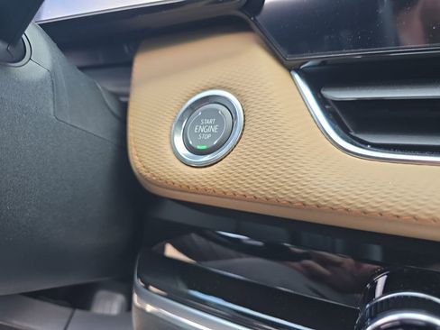 New 2026 Chevrolet Equinox ACTIV FWD image 30