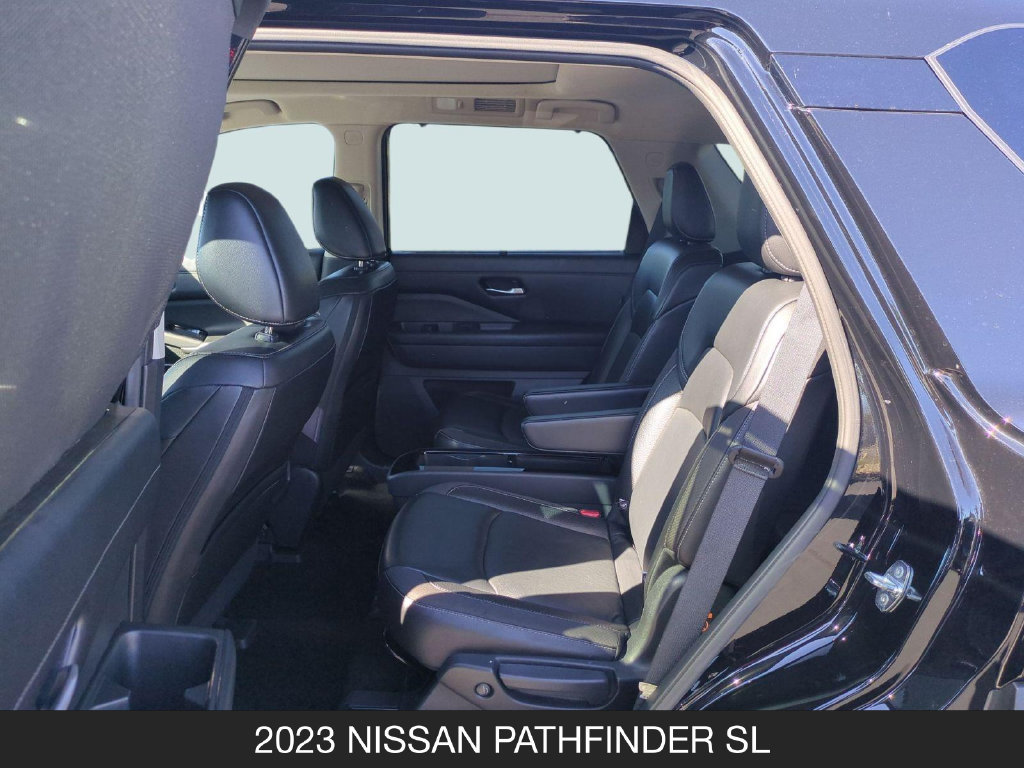 Certified 2023 Nissan Pathfinder SL w/ SL Premium Package FWD image 15