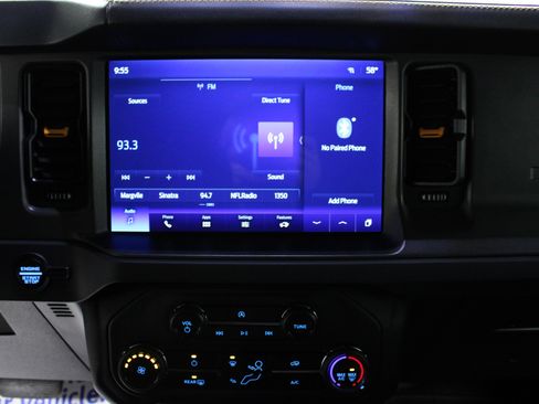 Used 2024 Ford Bronco Badlands image 21