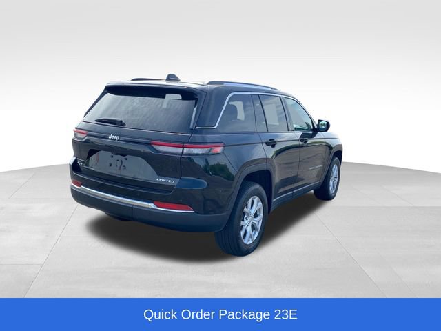 Used 2023 Jeep Grand Cherokee Limited AWD/4WD image 3